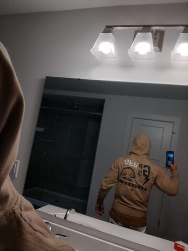 Customer photo review of LIVE & LEARN HOODIE