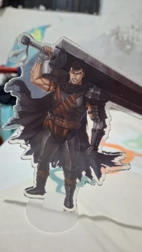 Customer photo review of Figurine Berserk -  Acrylique