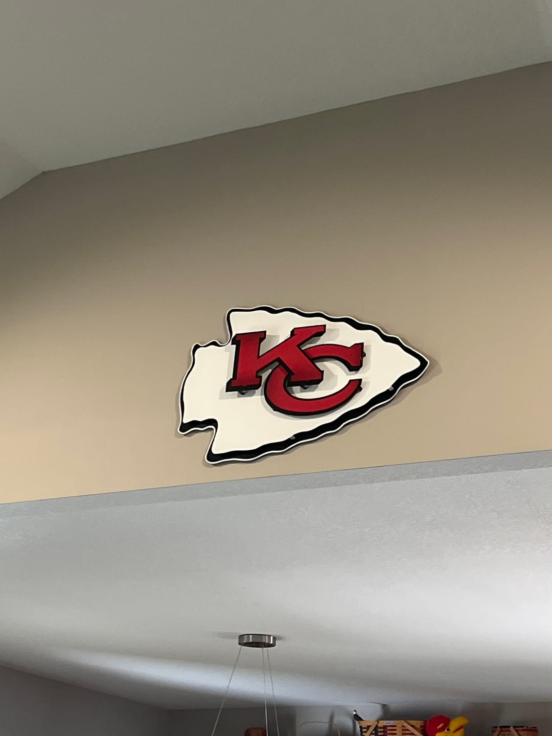 Customer photo review of Kansas City Chiefs Lamar Hunt "Arrowhead" 3D Vintage Metal Wall Art