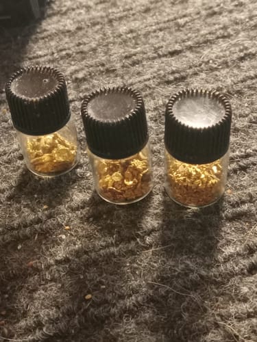 Customer photo review of Treasure Paydirt Surprise '300 GRAM GOLD HUNT' - Gold Paydirt Panning Concentrates