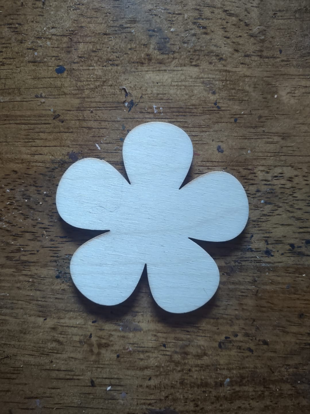 Customer photo review of Unfinished Wood Flower Shape - Spring - Craft - up to 46" DIY