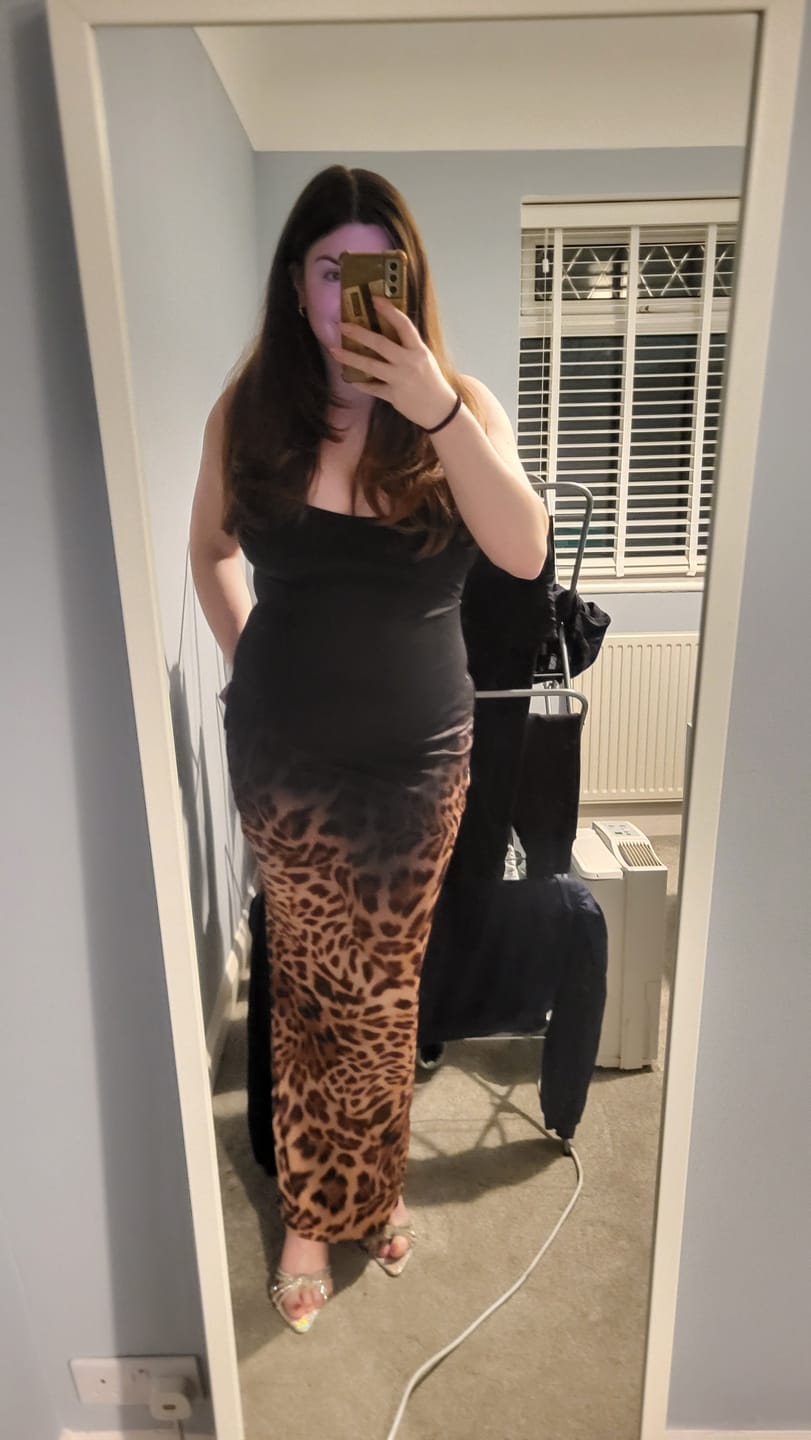 Customer photo review of BLAIR SCULPTING MIDI DRESS