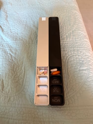 Customer photo review of Weekly AM-PM Pill Case 2.0