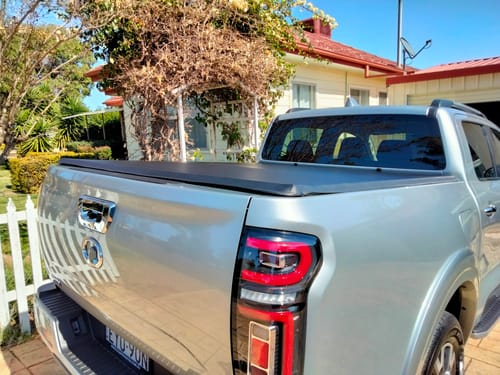 Customer photo review of Soft Roll Up Tonneau Cover for GWM CANNON Ute 2020+