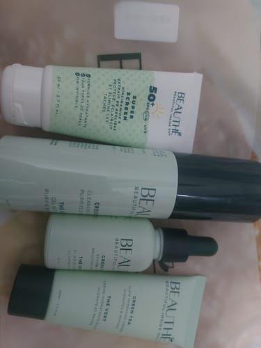 Customer photo review of Crème Hydratante Éclat au Thé Vert