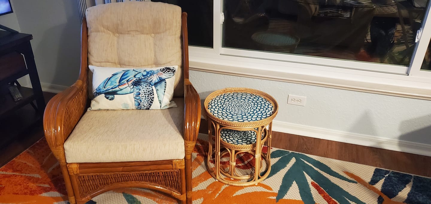 Customer photo review of Bloom Rattan Table Set