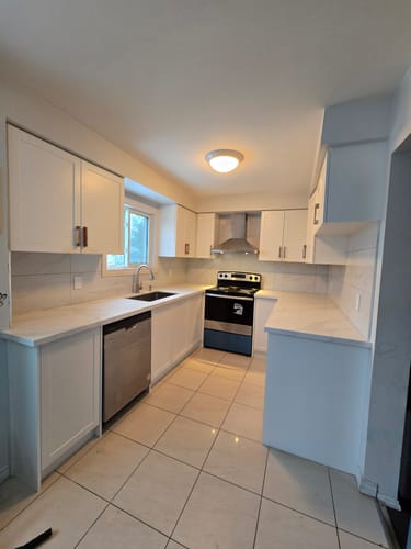 Customer photo review of 17" Wide Base Cabinet - Thermofoil Doors