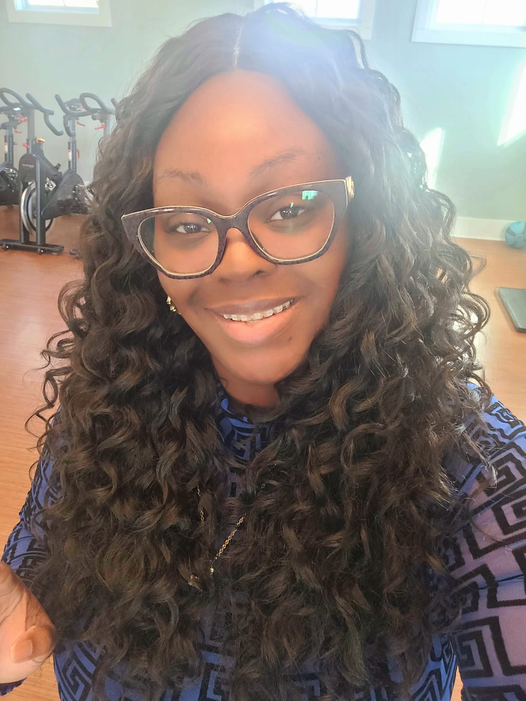 Customer photo review of Sensationnel Dashly Synthetic 5" Deep HD Lace Front Wig - LACE UNIT 39