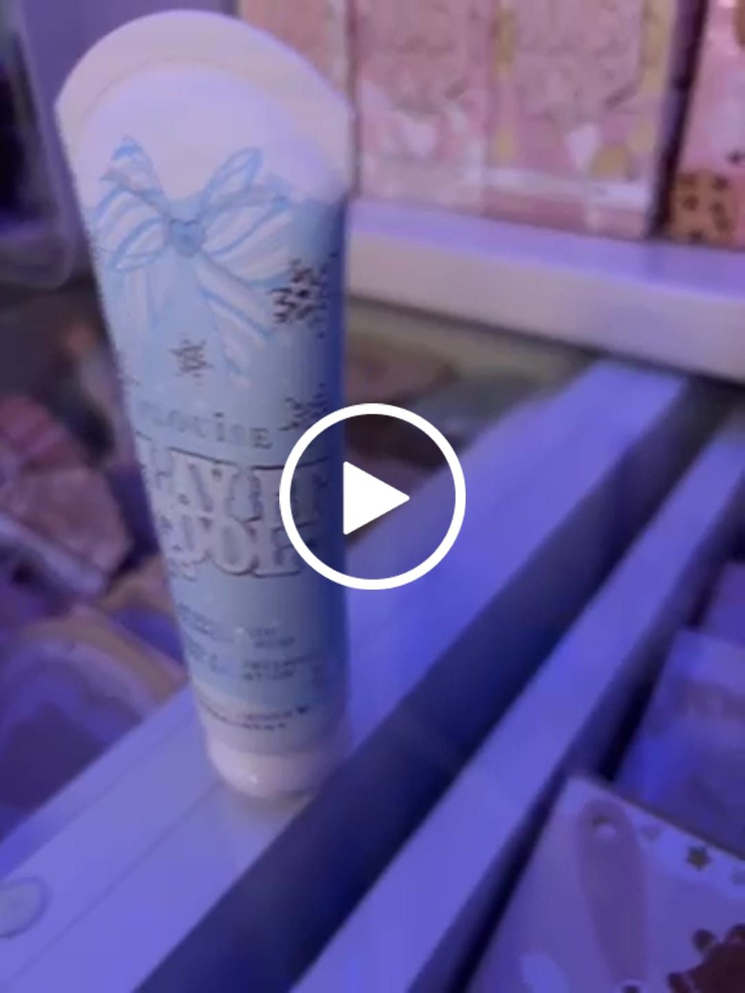 Customer video review of P.Louise Play It Cool Cooling Primer
