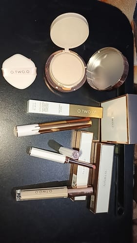 Customer photo review of O.TWO.O VITALITY NEW SKIN CUSHION BB CREAM