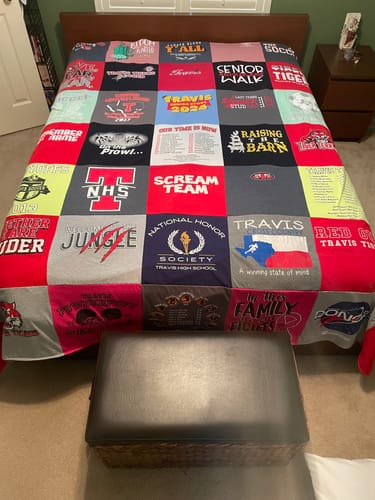 Customer photo review of Classic T-Shirt Blanket