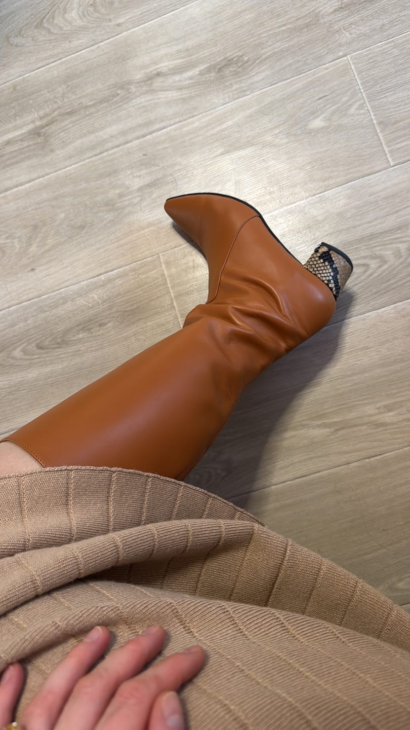 Customer photo review of Cizme Perfect Sky Camel