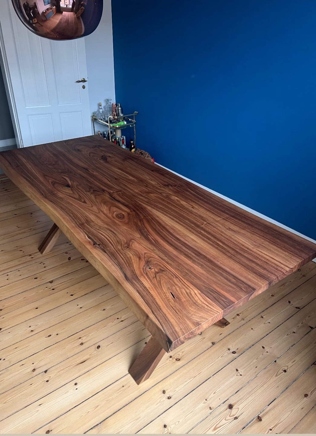 Customer photo review of Bestseller Eva Extendable Dining Table in Solid Walnut