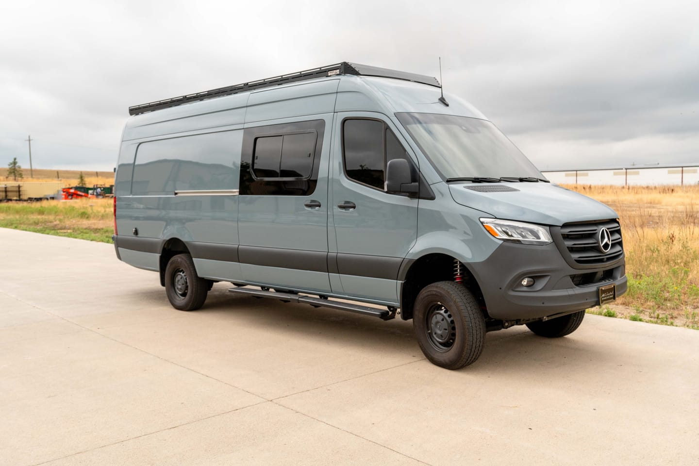Customer photo review of MERCEDES SPRINTER ROOF RACK