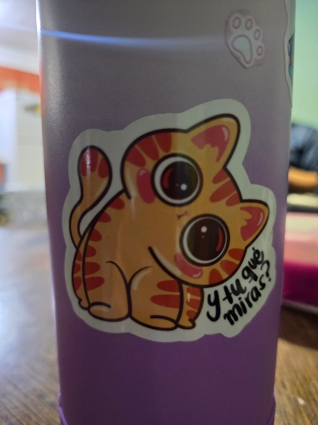 Customer photo review of Y tu que miras? (Sticker Laminado)
