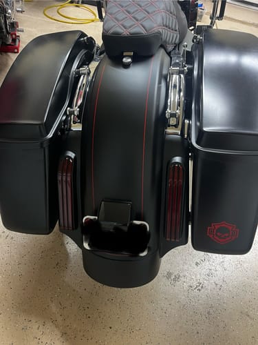 Customer photo review of HR3 Black Denim 2015S Motorcycle Mudguard CVO STYLE REAR FENDER FOR Harley Touring 2014-2023