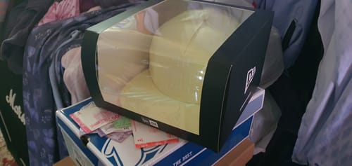 R. A. review of New Era Gift Box image 1 out of 1