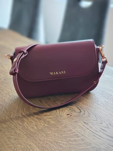 Customer photo review of CHLOIE - BURGUNDY