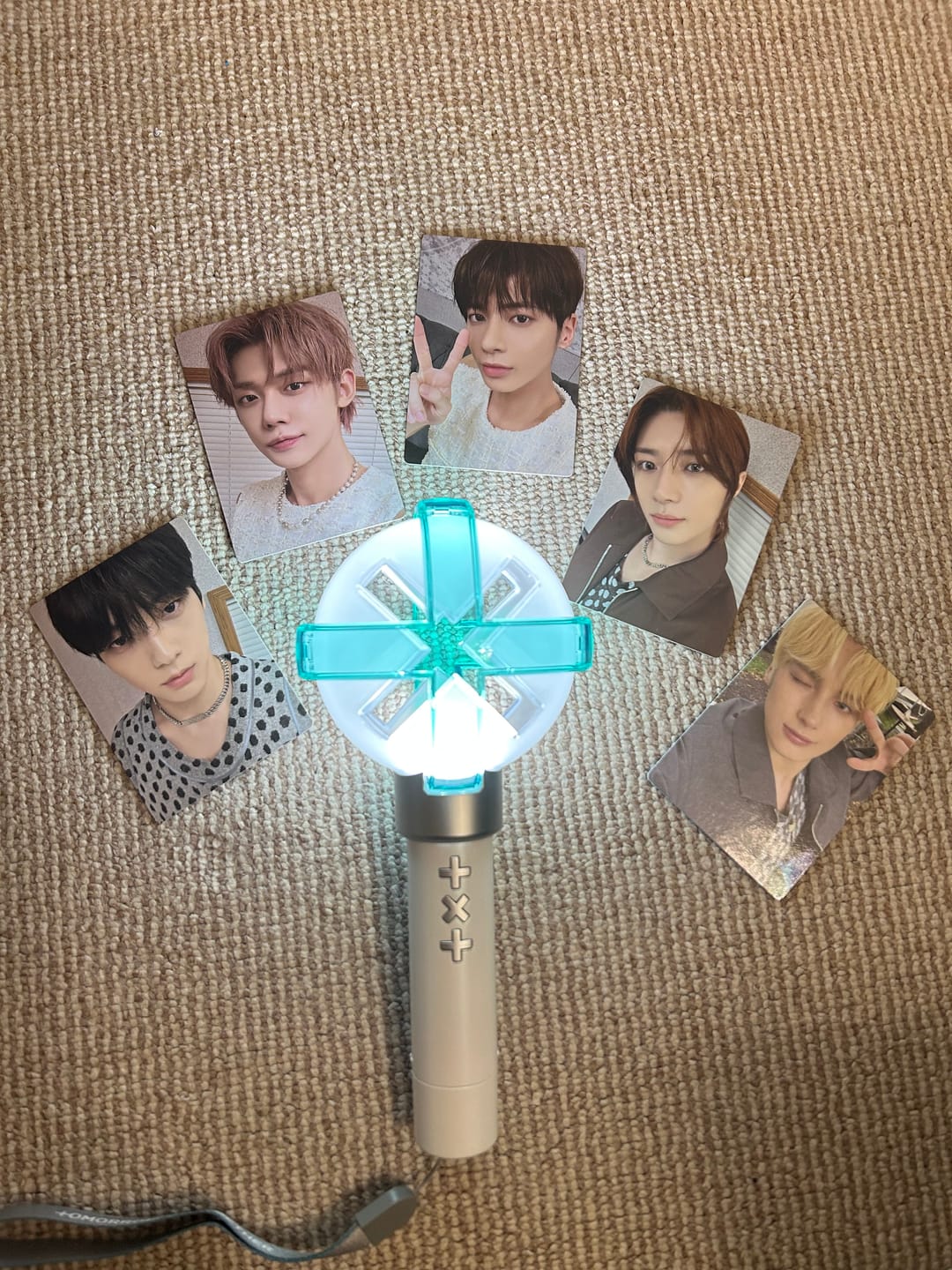 Customer photo review of TXT - OFFICIAL LIGHT STICK VER.2