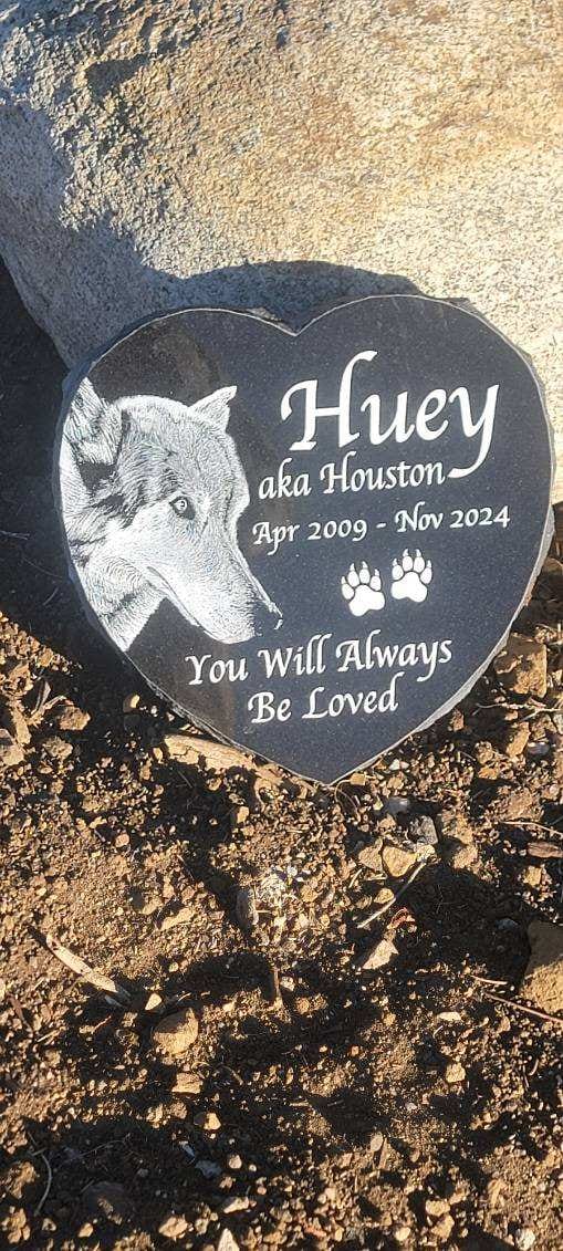 Customer photo review of Heart Shape Outdoor Pet Grave marker Personalized Memorial Plaque