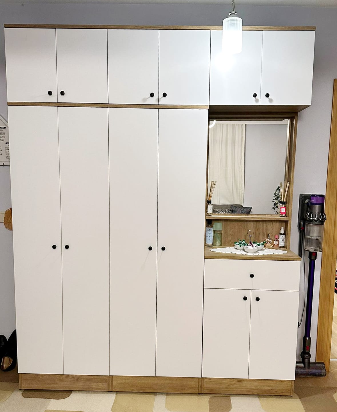 Customer photo review of Rani EA142 Portmanto Çekmeceli Aynalı Askılı Ayakkabılık Vestiyer Sepet Ceviz - Beyaz