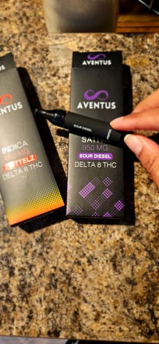 Customer photo review of DELTA 8 SOUR DIESEL DISPOSABLE VAPE