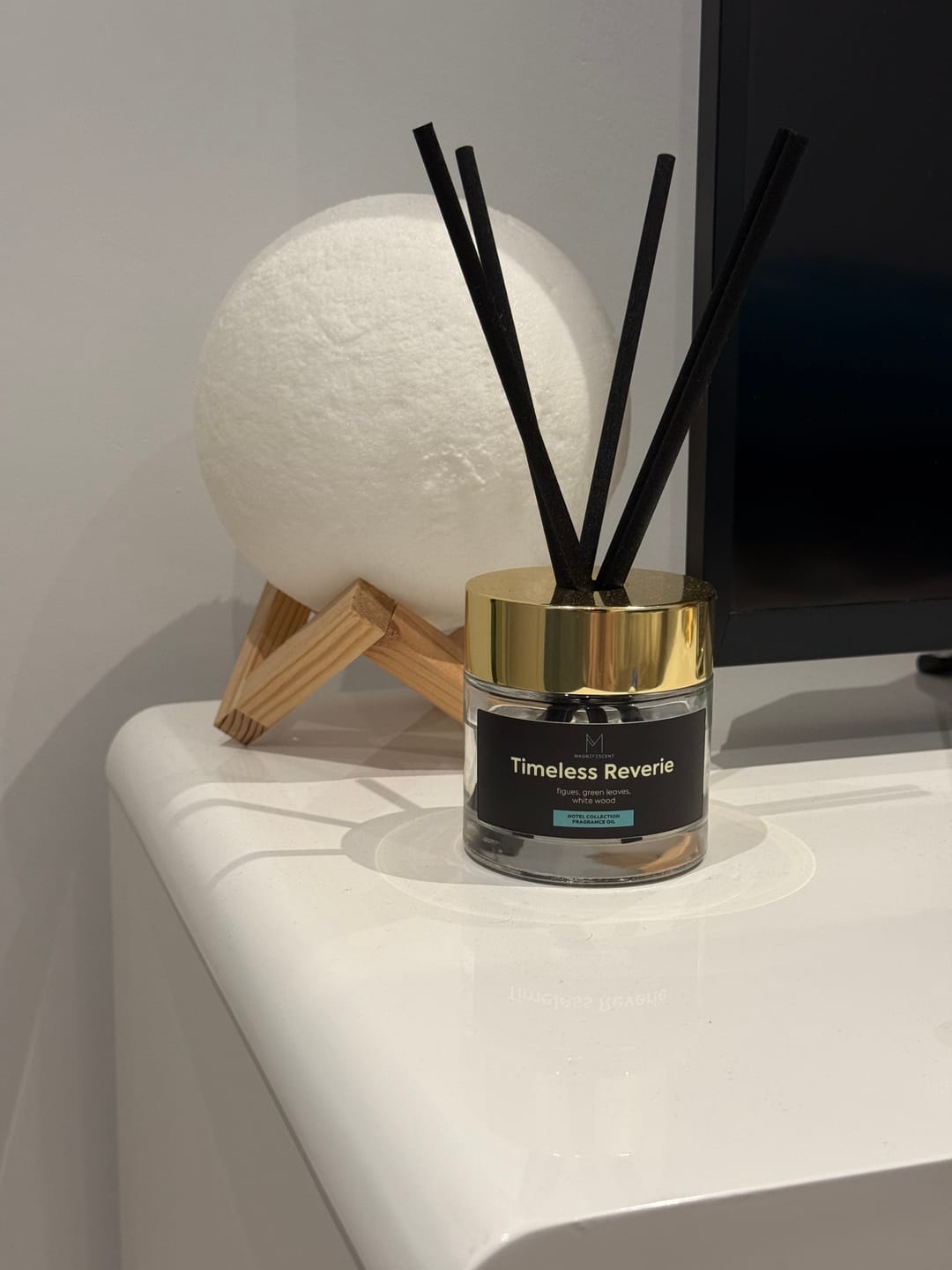 Customer photo review of Timeless Reverie Reed Diffuser