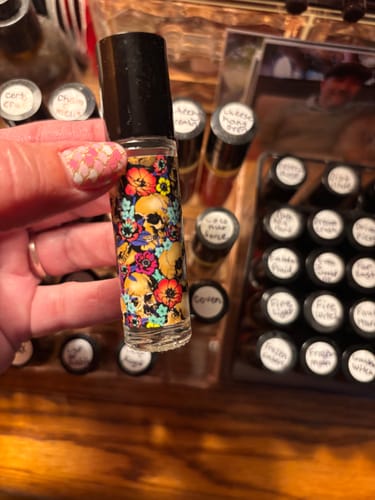 Customer photo review of I'm a Delicate Fucking Flower