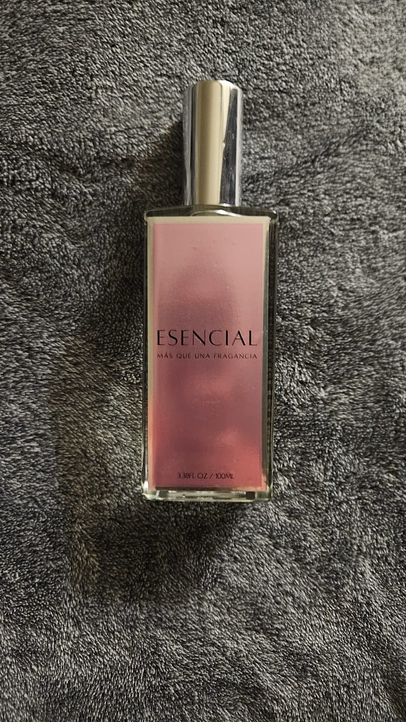 Customer photo review of M506 Inspirado en: Burberry Her Elixir de Parfum - Burberry