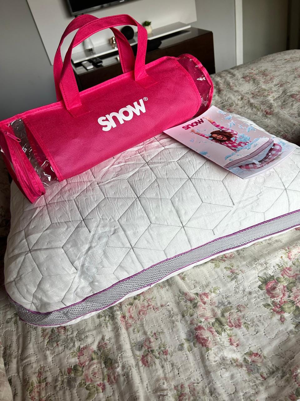 Customer photo review of Adjustable Pillow SnowTouch™