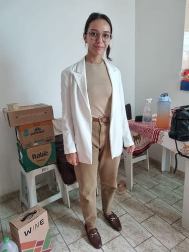 Karen C. review of Calça Jeans Slouchy Cacau Marrom Claro image 1 out of 1