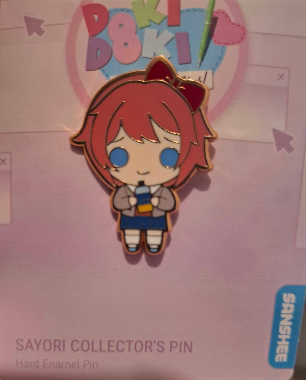 Customer photo review of Doki Doki Literature Club - Sayori Collector's Pin