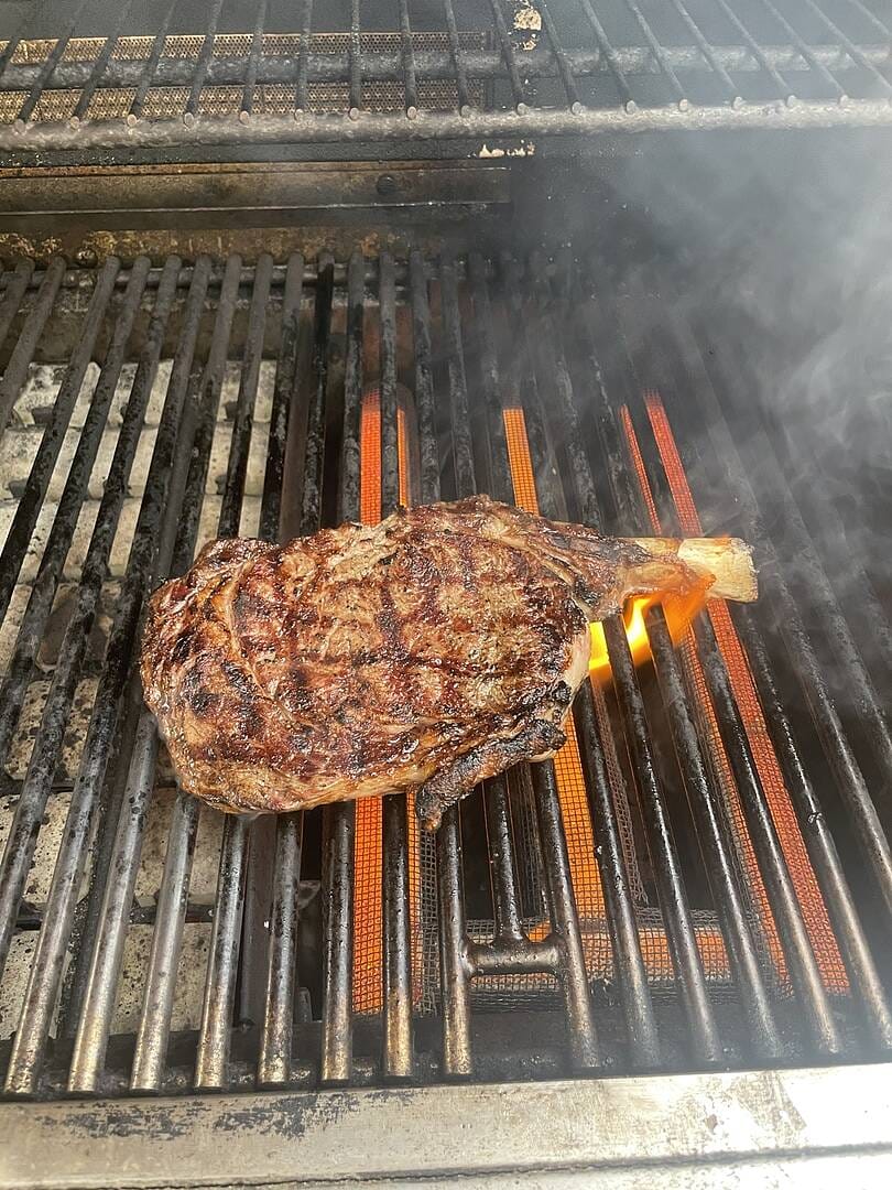Customer photo review of Choice Bone-In Ribeye