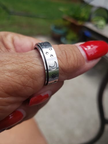 Customer photo review of Stars Sun Moon Spinning Ring