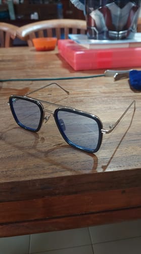 Customer photo review of Trendy Unisex Tony Stark Sunglasses