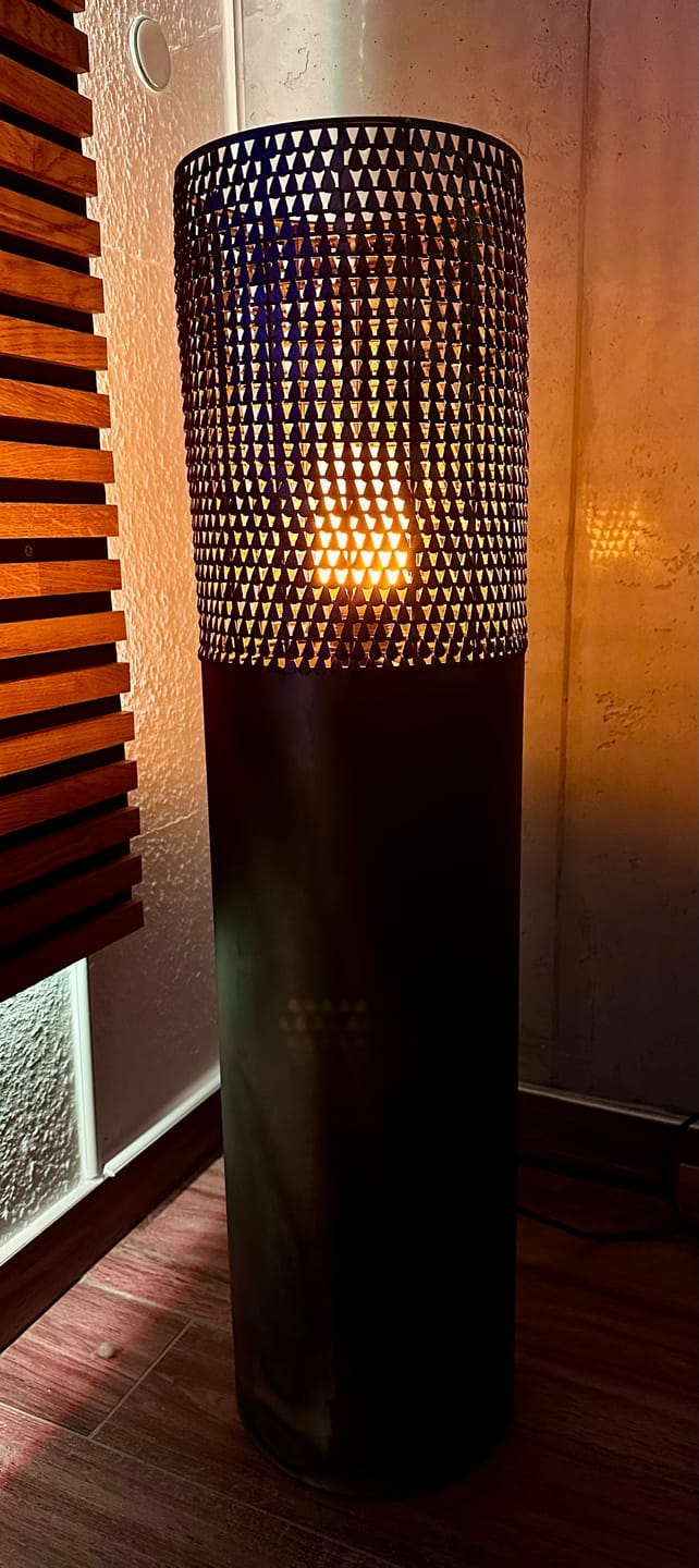 Customer photo review of Stehlampe Ø22,5 Zylinder 90 cm
