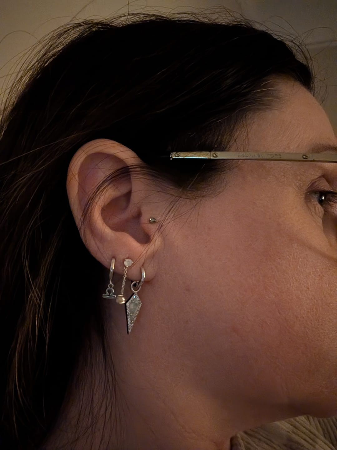 Customer photo review of AURA Mini Opal Pavé Kite Charm