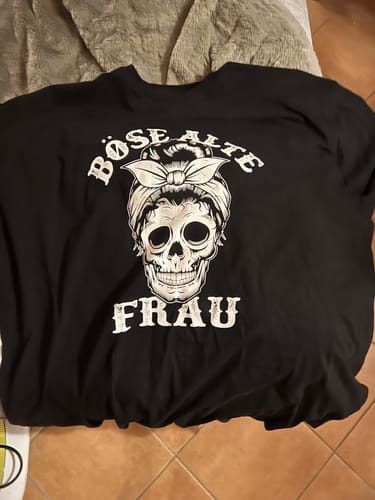 Customer photo review of Böse alte Frau - Damen T-Shirt