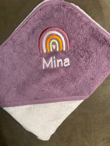 Customer photo review of Wolimbo Mädchen Kapuzenhandtuch mit Namen und Motiv