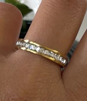 Customer photo review of ETERNITY RING - 18K GOLD PLATED