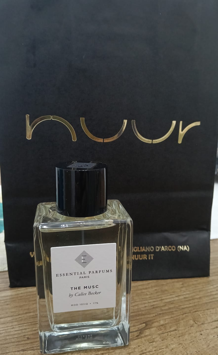 Customer photo review of ESSENTIAL PARFUMS - THE MUSC
