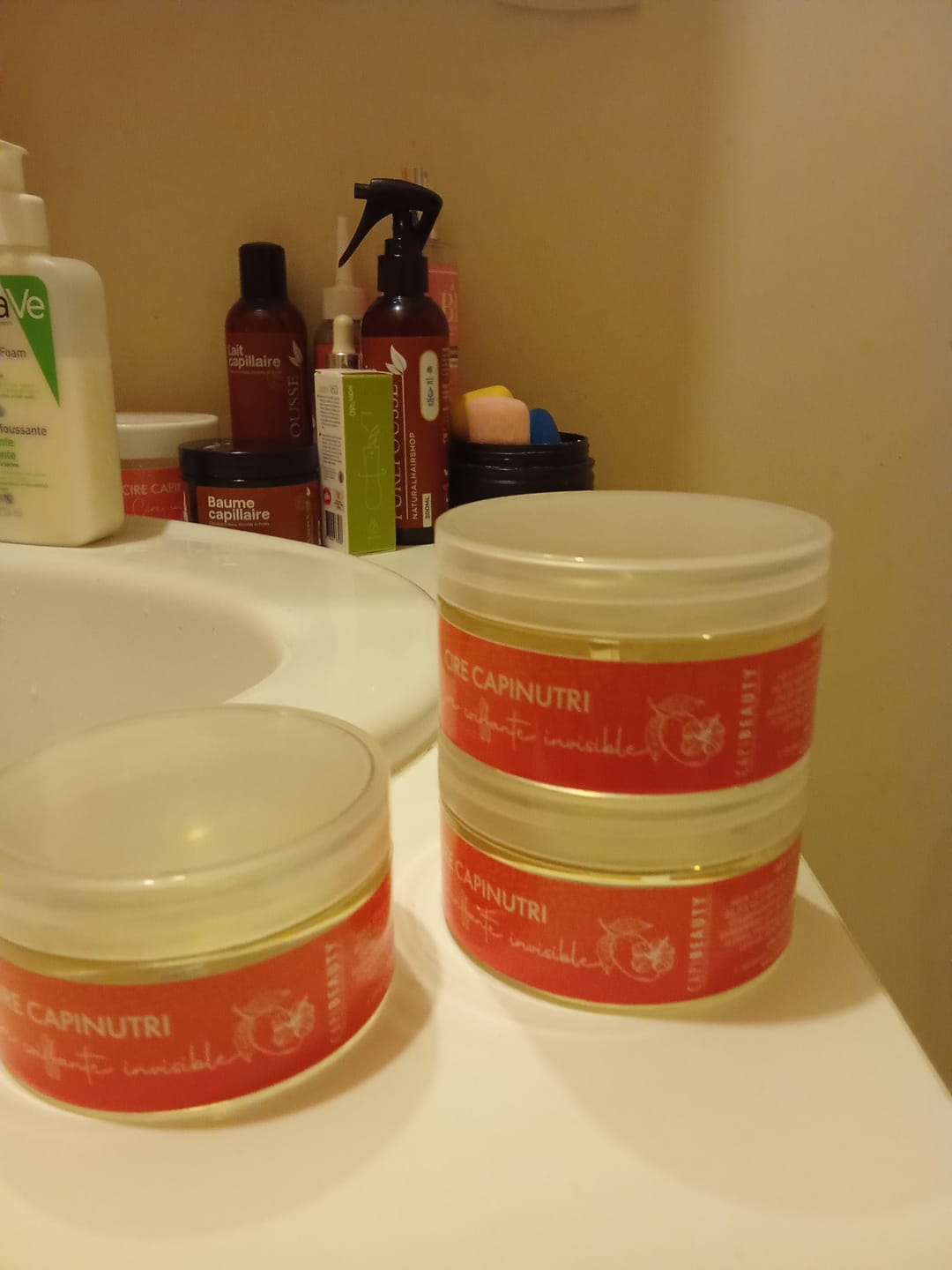 Customer photo review of Cire coiffante CAPINUTRI naturelle nourrissante sans résidus ni trace blanche