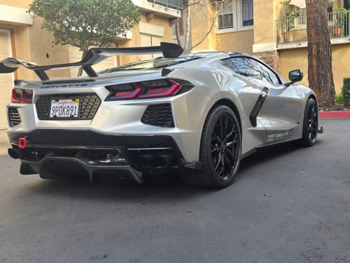 Customer photo review of 2020-2024 Corvette Stingray C8 Z06 Style Carbon Fiber Rear Spoiler 1pc