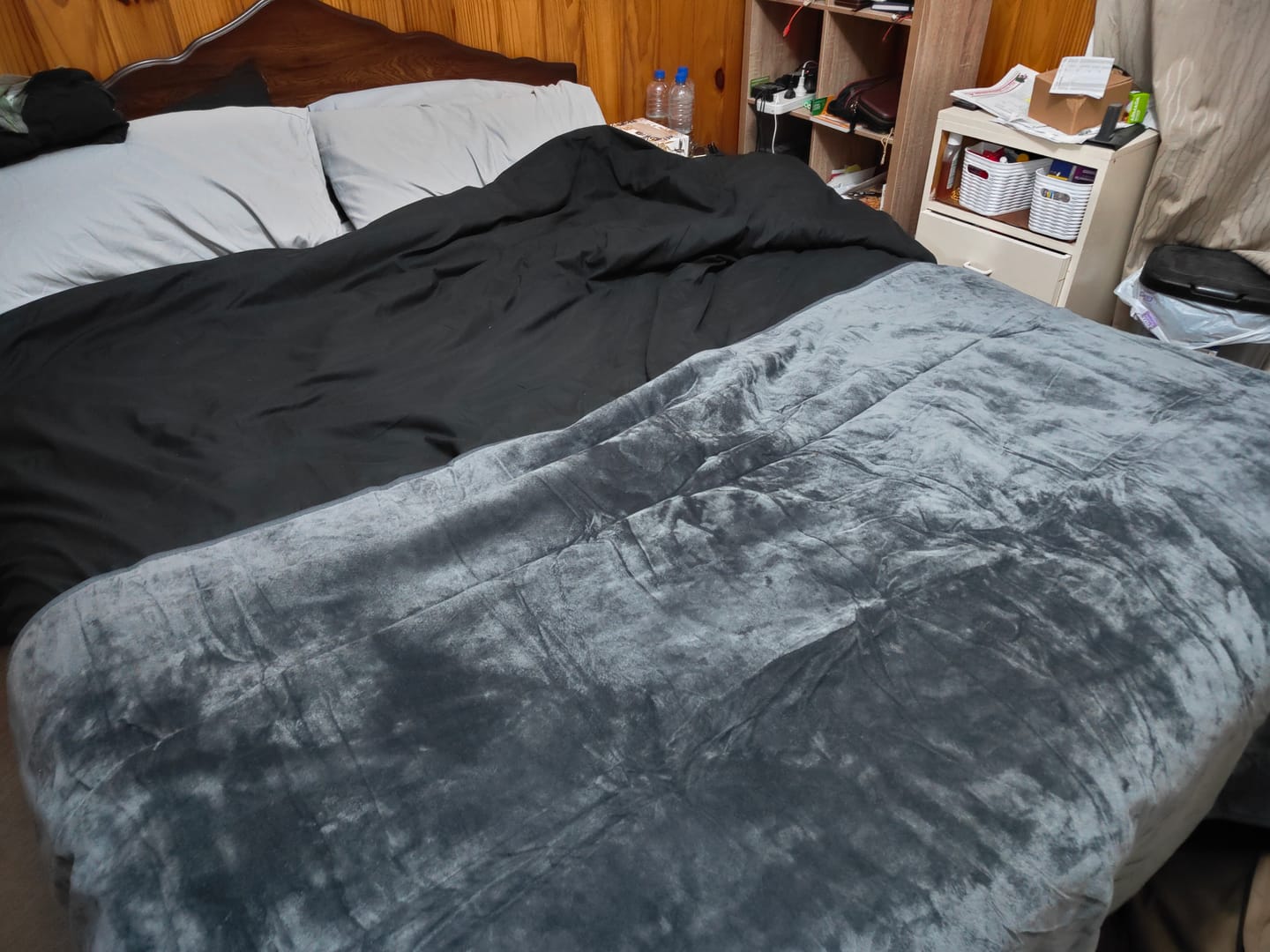 Customer photo review of Waterproof Splash Blanket™ - Stormy The OG