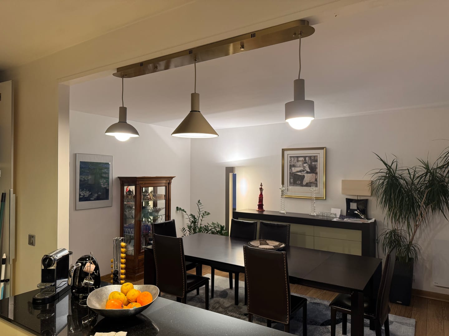 Customer photo review of Socle de plafond rectangulaire pour suspensions multiples