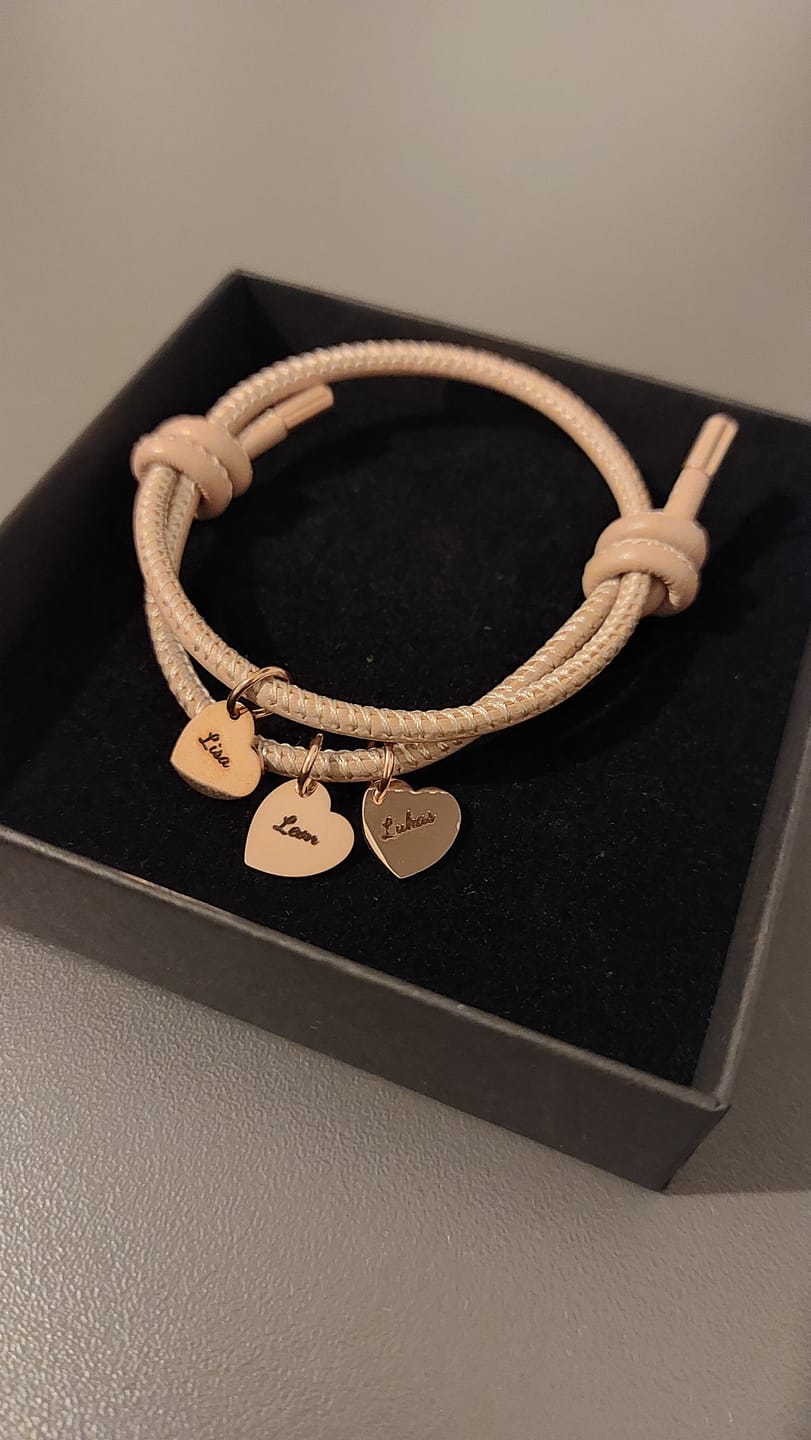 Customer photo review of Freunde - Individuelles Lederarmband