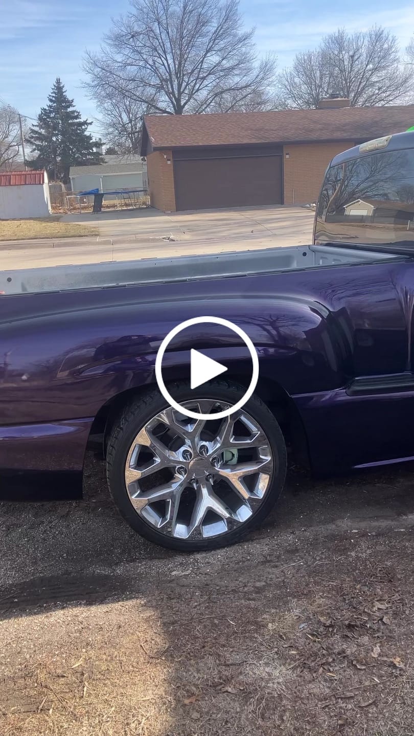 Customer video review of Glossy Metallic Midnight Purple Vinyl Wrap