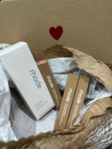 Customer photo review of peptide lip shape / stretch -  neutral mocha brown