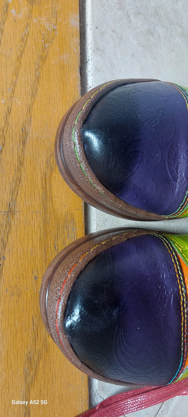 Customer photo review of Retro Hand-polished Rainbow Ankle Boots