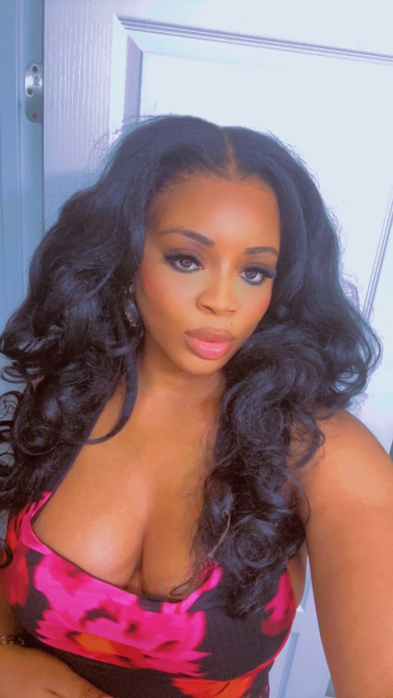 Customer photo review of Sensationnel Cloud9 Glueless What Lace 13x6 HD Lace Front Wig - LATISHA